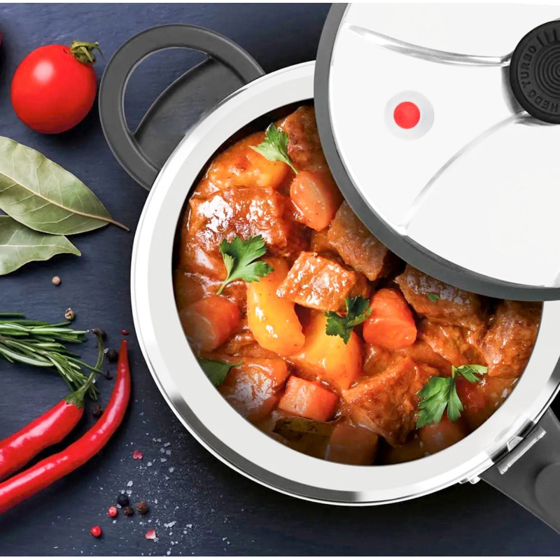 Panela de Pressão 4,5 Litros com Tampa Segura e Vedação Eficiente